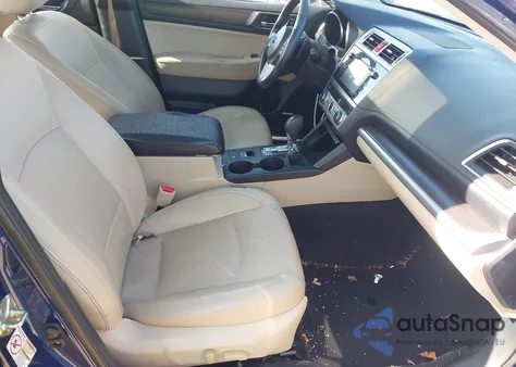 2015 Subaru Legacy 3.6R Limited из США, поврежденный, VIN 4S3BNEN60F3056998